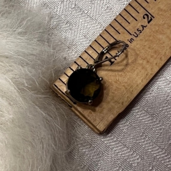 Silver Drop Olive Stone Earrings - Picture 4 of 4